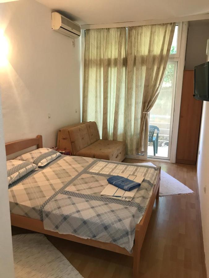 Tina Rooms Ulcinj Exterior photo